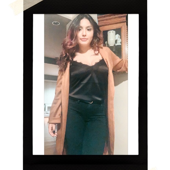 Meet your Posher, Tiffani - Picture 2 of 2